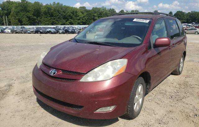 Toyota sienna