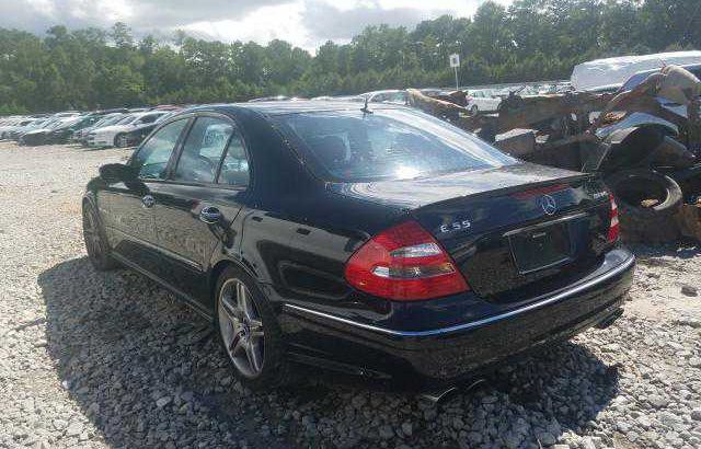 2004 Mercedes Benz E 55 AMG Going for N300,00