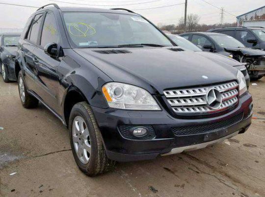 2006 Mercedes Benz ML 350 GOING FOR N400,000