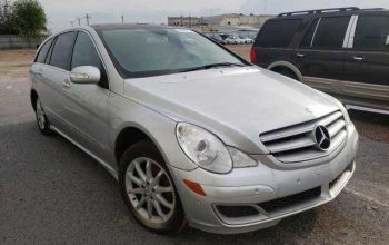 2007 Mercedes Benz R 350 GOING FOR N450,000