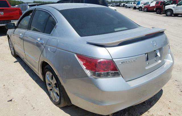 2008 Honda Accord Going for N400,000