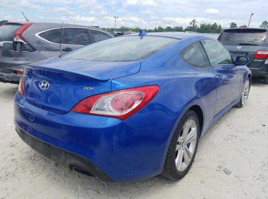 2010 HYUNDAI GENESIS GOING FOR N500,000