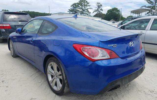 2010 HYUNDAI GENESIS GOING FOR N500,000