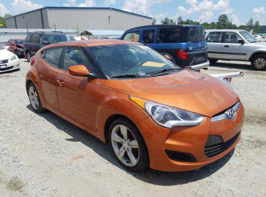 2012 Hyundai Veloster going for N500,000