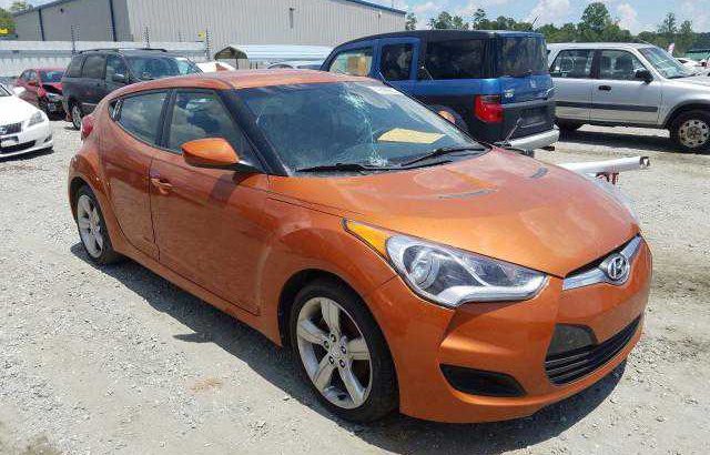 2012 Hyundai Veloster going for N500,000